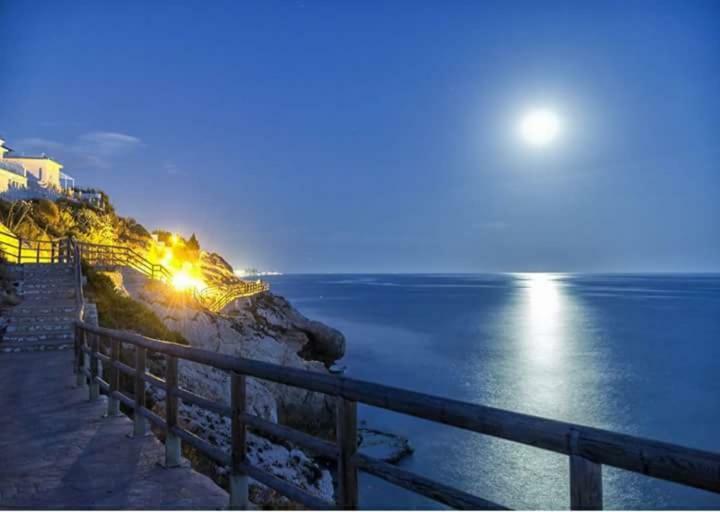 Primera Linea De Playa. Magnifica Urbanizacion Leilighet La Cala Del Moral Eksteriør bilde